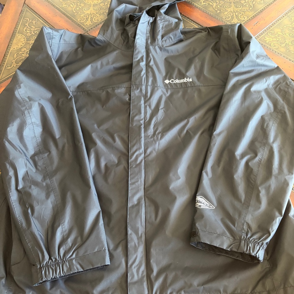 Men's Columbia Waterproof Jacket and Pants size XL/L Black